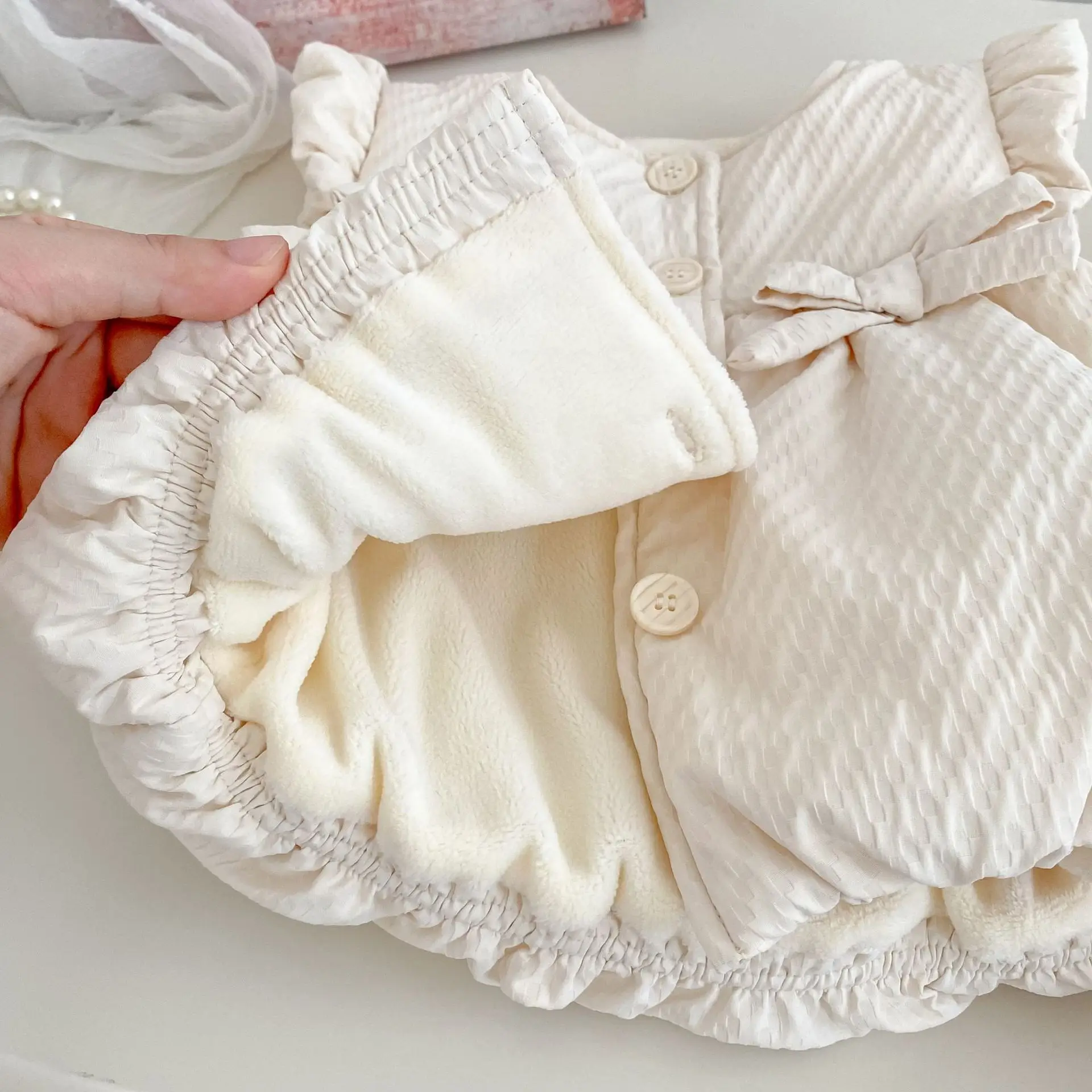 2025 Winter Nieuwe Kinderen Mouwloos Warm Vest Plus Fluwelen Dikke Meisjes Leuke Strik Jas Kinderen Katoen Gewatteerde Jas Baby Fleece Vest