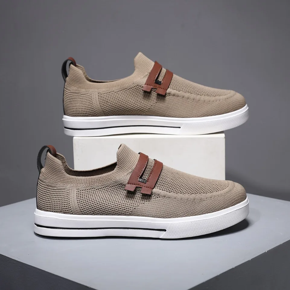 

New Men Sports Shoes Mesh Breathable Casual Shoes Outdoor EVA Soft-Soled Walking Shoes Lightweight Comfortable Men Sports Shoes