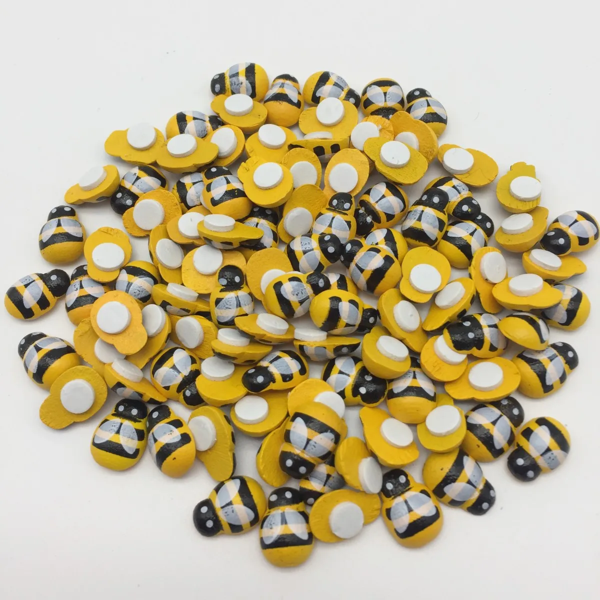 100pcs 9x13mm Wooden Bee Self-adhesive Cardmaking Easter DIY Crafts Toppers Stickers Embellishments For Scrapbooking