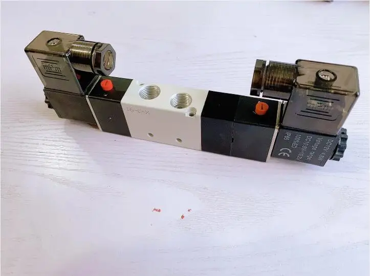 Air Solenoid Valves 4V230-08  4V230C-08 4V230E-08 3 Position 5 Port 1/4\