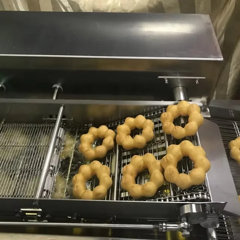 Customized All In One Automatic Mini Donut Making Machine Easy Operation Commercial Bakery Snack Processing Equipment