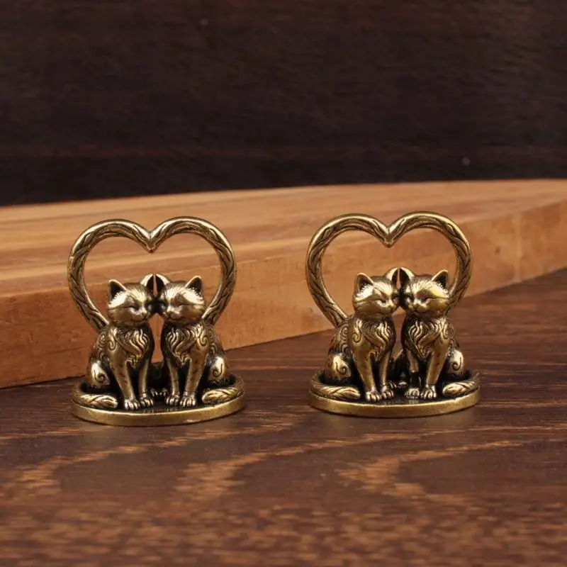Couple Cat Ornament Vintage Brass Sculpture Art Piece Intertwined Loving Cats Artwork For Home Office Cat Statue Home Decoratio