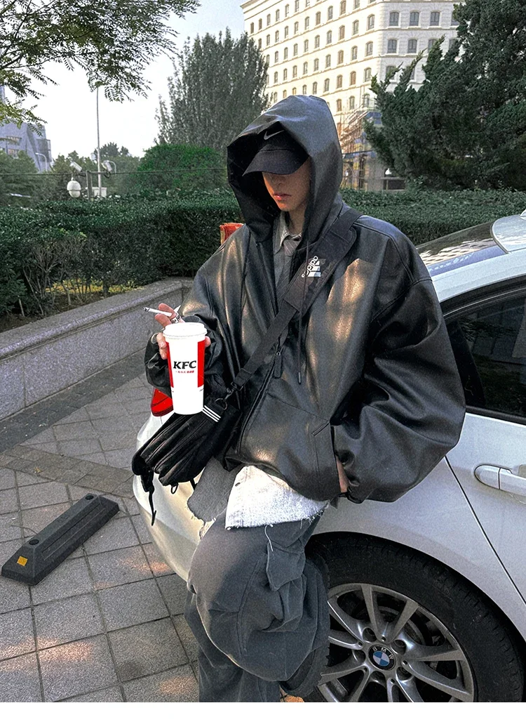 Frühling Herbst Kurze Übergroße Schwarze Weiche PU-Lederjacke für Männer mit Kapuze Reißverschluss Locker Lässig Koreanische Modekleidung – Detail 4