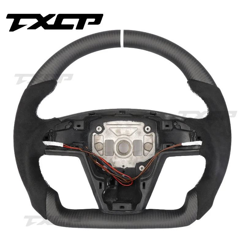 

Suitable for Tesla Model S old car modification and upgrade carbon fiber perforated leather steering wheel steering wheel