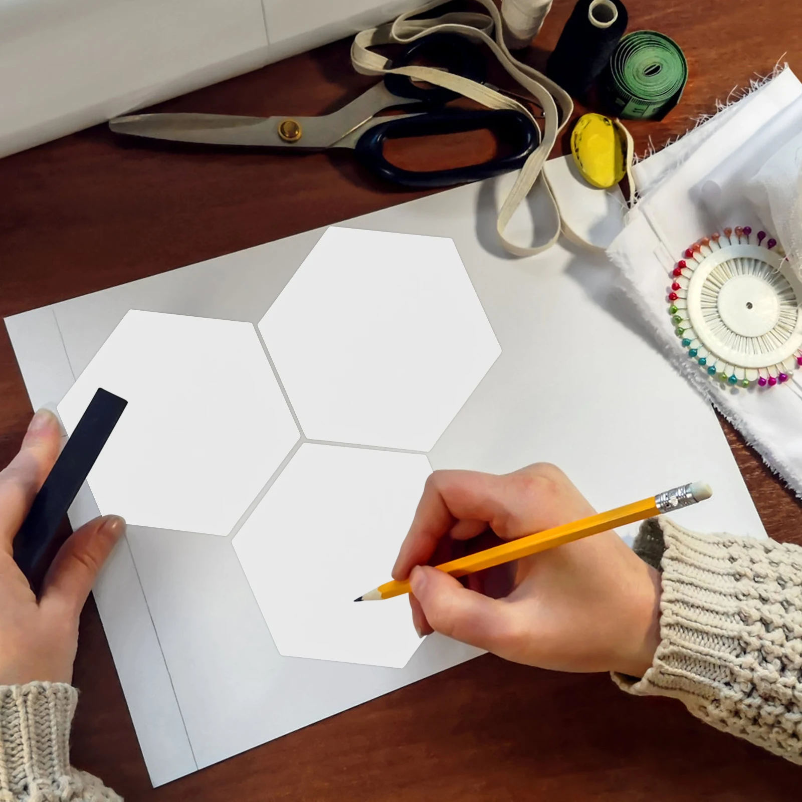 

60 Sheets White Quilting Molds Drawing Tools Patchwork Paper for Painting Stitching Hexagon DIY Supplies Lightweight Portable