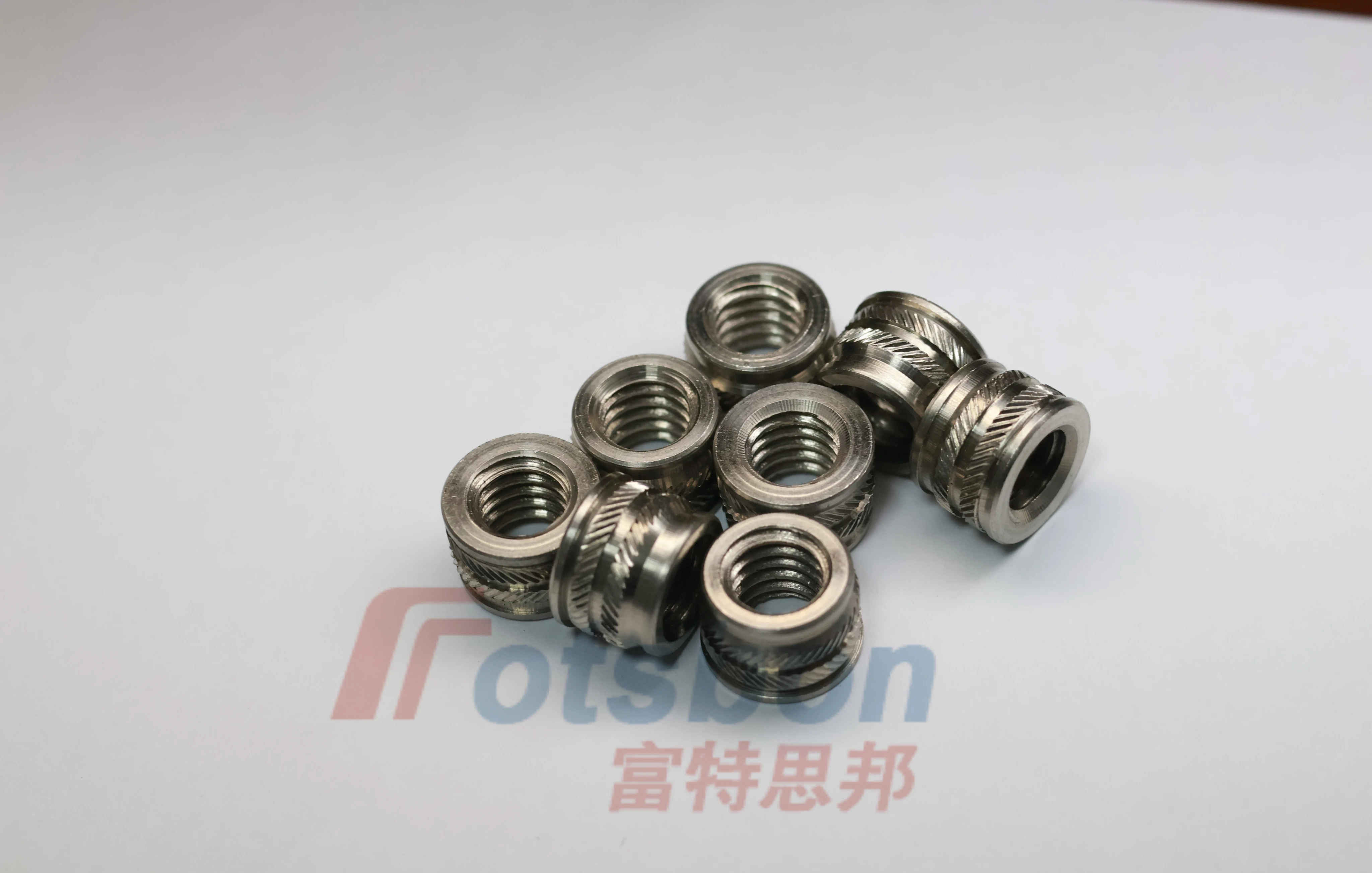 

Stainless Steel Inserts IUC/IUA-M5-1/2Ultrasonic Heat Staking Screw Nuts Hot Melt Press Injection Molding knurledThread