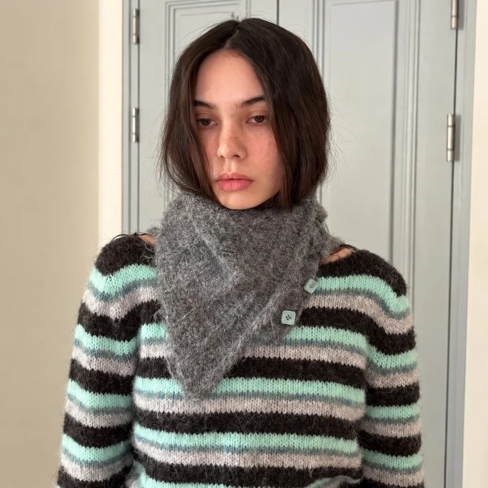 New Soft Women's Knitted Scarf Warm Button-style Wool Neck Gaiter Crochet Texture Leisure Neck Scarf Winter Wear