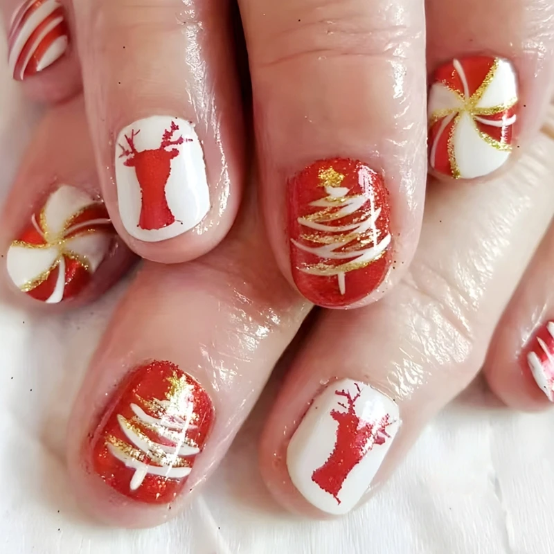 Faux ongles carrés courts à pression noël, 24 pièces, avec motifs d'élan, pour partie