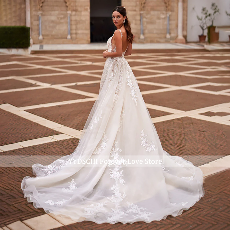 Abiti da sposa eleganti a sirena con gonna staccabile 2025 Spalline con scollo a V Applicazioni di paillettes Sweep Train Abiti da sposa