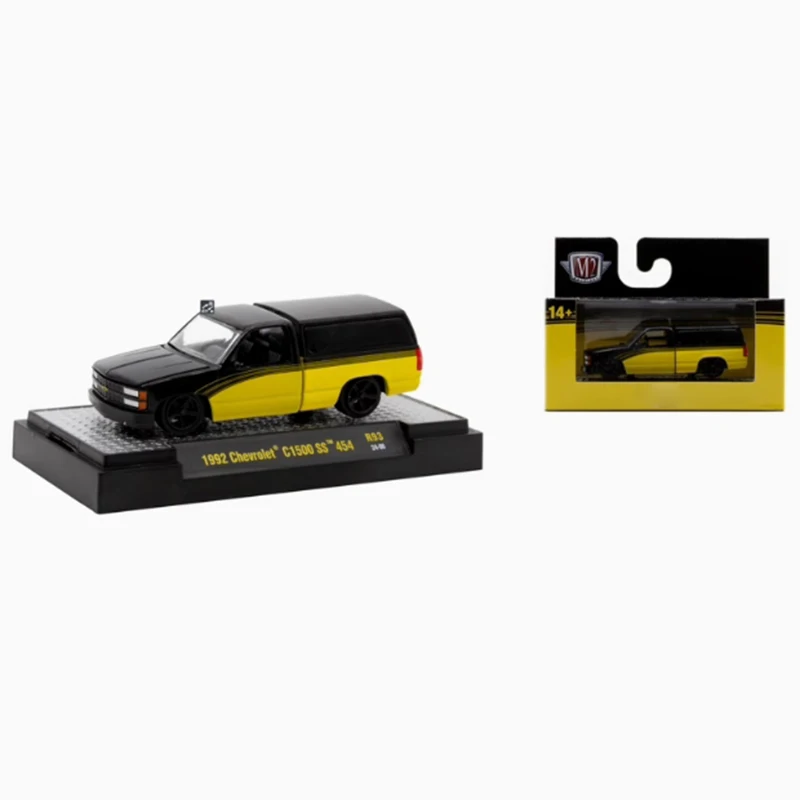 

M2 Машины, масштаб 1:64, 1992 C1500 SS 454, модель автомобиля из сплава, классический сувенир для взрослых, подарок, статический дисплей