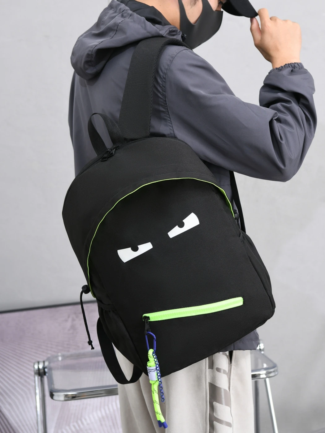 Mochila escolar feminina estudante do ensino médio mochila bonito Harajuku monstro preto grande capacidade luz lazer computador mochila