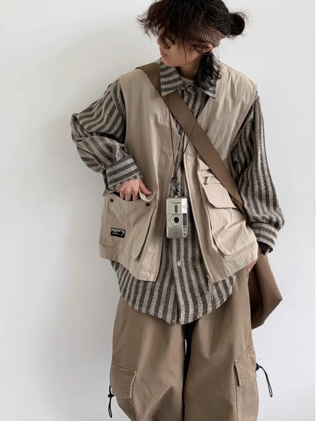 

Retro Japanese Sle y Patchwork Fake Two-Piece Vest irt ex College Sle Neutral Long Sve Casual Jaet