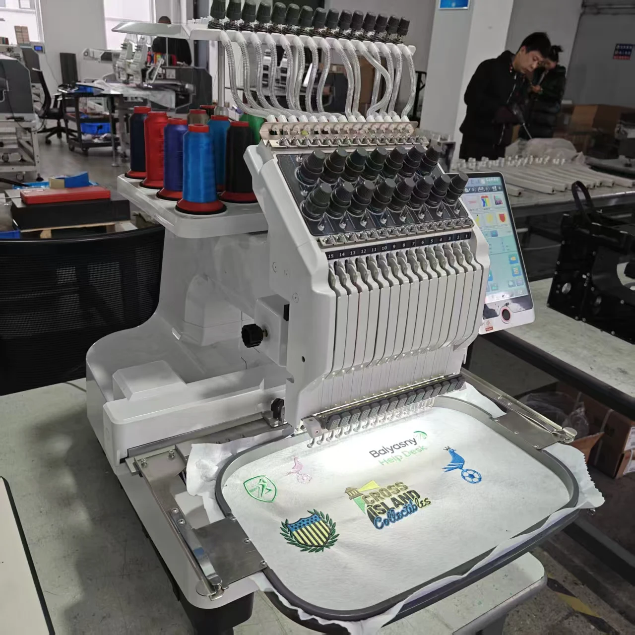 Computerized Single Head Embroidery Machine 15 Needles 240x400mm For Printing Shops