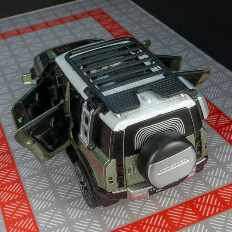 Modelo de vehículo todoterreno de aleación Land Rover Defender 110 1:32, colección de accesorios de coche, puertas y capó de motor, el maletero se puede abrir