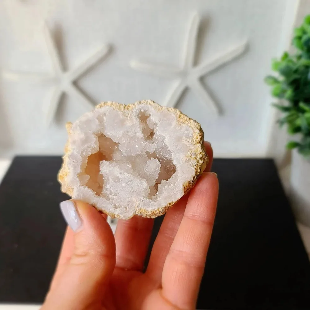 Natural Hollow White Agate Money Bowl, Crystal Cave Geode Feng Shui Decor | Small Desk Ornament for Wealth & Good Luck