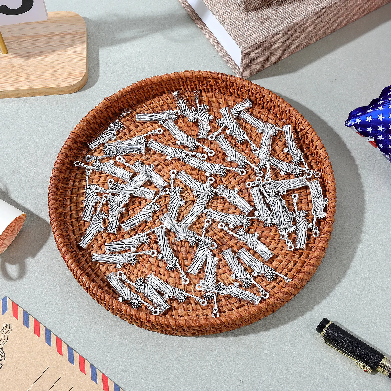 50Pcs Statue of Liberty Charms - Jewelry Making New York review and price