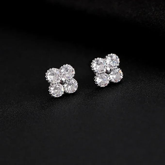 Women's 925 Silver Plated Clover Stud Earrings, Everyday Elegance