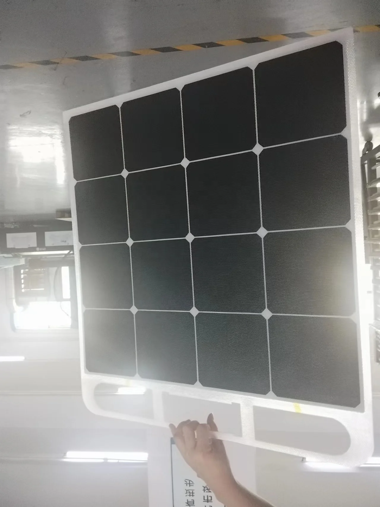 Stock on Sale 23% High Efficiency 55W Watt 9V Sunpower Flexible Solar Panels  for Good Price