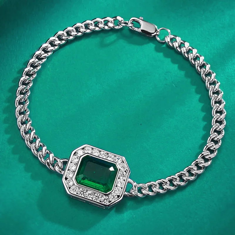 

2024 New S925 Silver Imitation Emerald 8 * 10ins European and American Style Bracelet with Fashionable Temperament