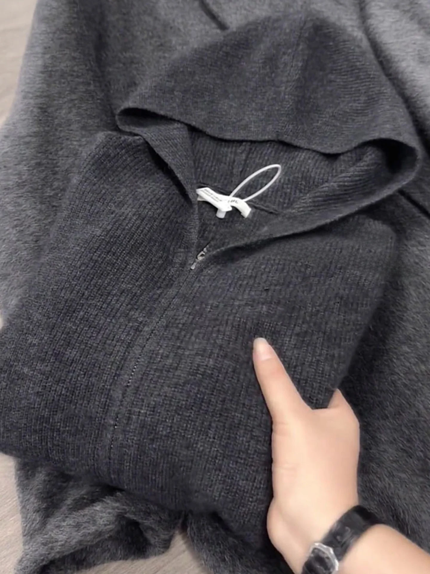 

Ele Long Sve Camere вязаная толстовка с капюшоном женский кардиган на молнии осень Новое поступление Poem Art Lin повседневный удобный Sle