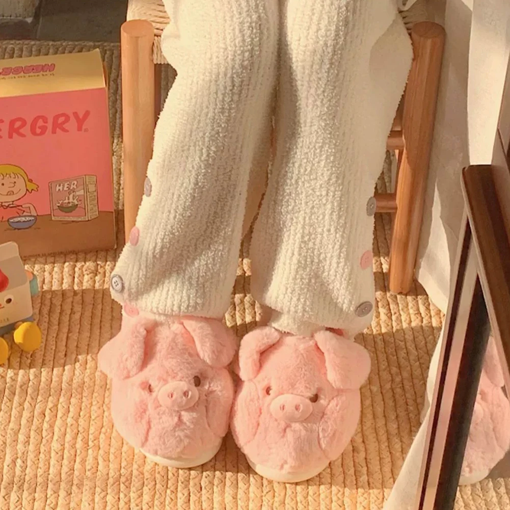 Plush Pig Slippers Slip-on House Shoes Non Slip Furry Thick Sole Slippers Comfortable Fluffy Piggy Slippers for Indoor Bedroom