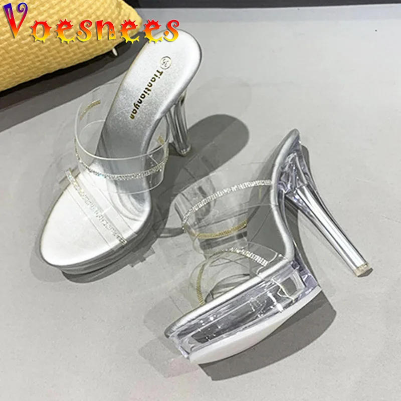 Scarpe 2022 pantofole di cristallo da donna piattaforma femminile Sexy trasparente Perspex tacchi alti pompe estate sandali di strass di lusso