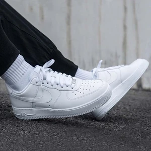 Nike Original White Air Force 1 07 Low in Fashion Shoes Herren atmungsaktives Brett Casual Schuhe 12 Hauptverkäufe Nike Herrenschuhe - №12