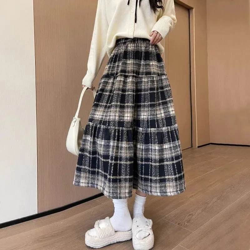 Lucyever 2024 New Woolen Plaid Skirt Women Y2K Vintage High Waist A-Line Long Skirt Woman Autumn Winter Thicken Spliced Pleated