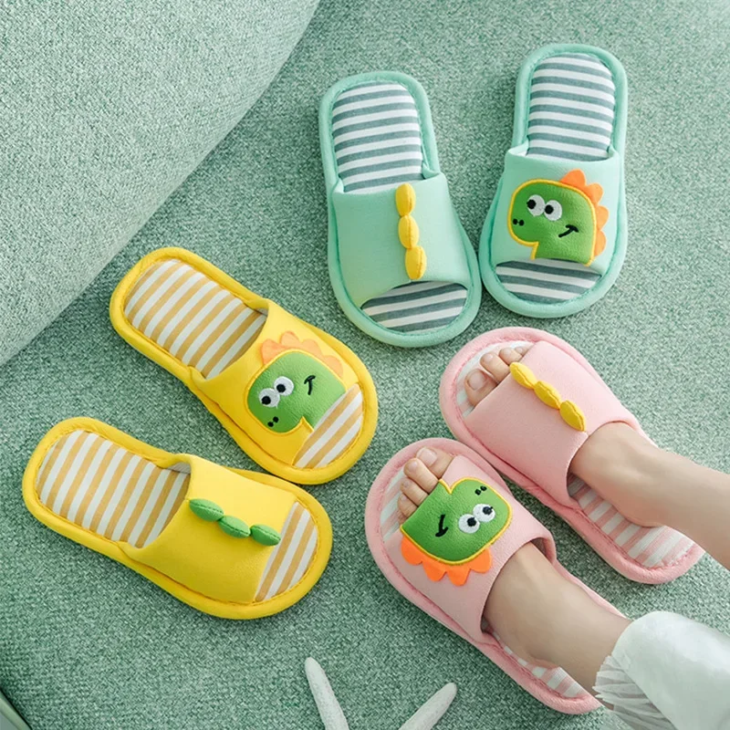 

Children's Dinosaur Linen Slippers Spring and Autumn Cute Baby Home Indoor Flooring Boys and Girls' Slippers Non slip Soft Soles