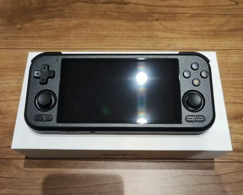 Original New Retroid Pocket 4 Pro RP4pro 5000mAh Handheld Game
