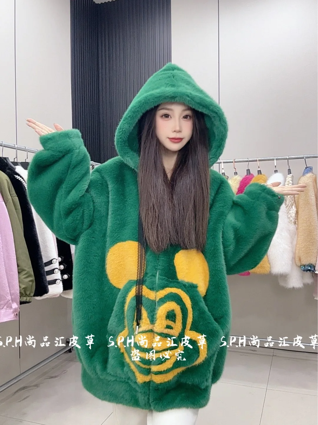 Faux Fur Cartoon Hooded Loose Fit Jacket Women 2025 New Fashion Versatile Winter Sweatshirt Thickened Zipper Jacket