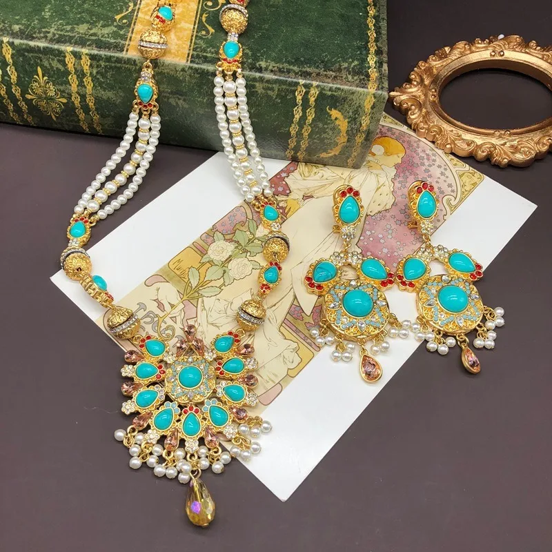

New Medieval Turquoise Diamond-encrusted Pearl Necklace, Ear Shot, Long Shoulder-sweeping Earrings, Sweater Chain, Retro Suit, V