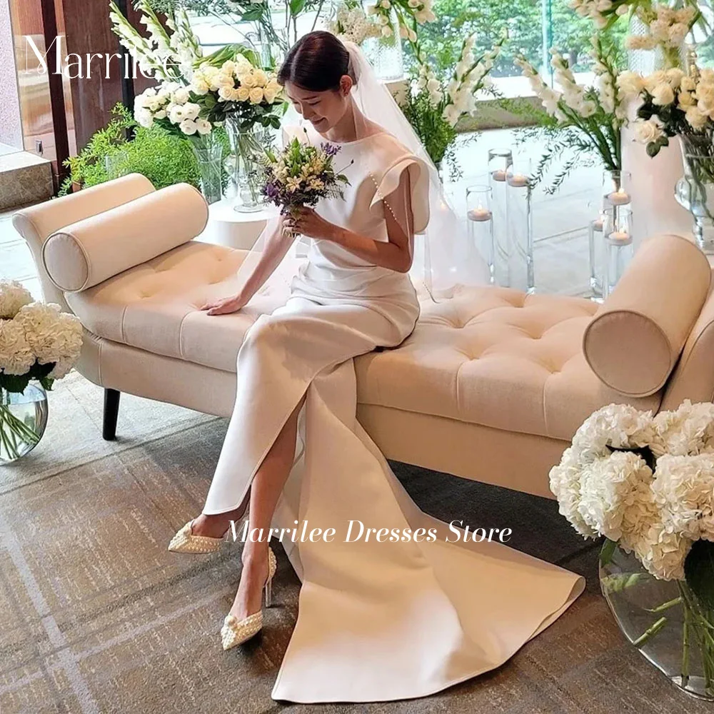 

Simple Modest Satin Wedding Dress Korea Sleeveless Cap Sleeve Scoop Neck Line Bridal Gown Side Split Elegant White Bride Dresses