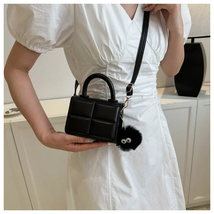 High-end Texture Niche Bag 2024 New Fashion Women\'s Bag Summer Popular Versatile Crossbody Bag Mini Portable Small Square Bag