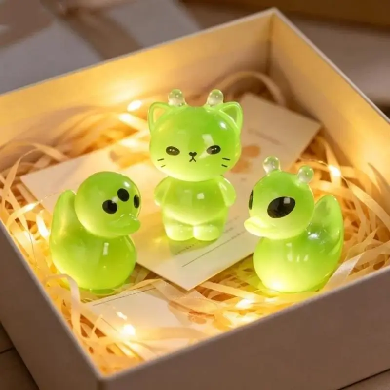 New 10pcs Glow In The Dark Cat Duck Mini Resin Figurines Micro Landscape Desktop Ornaments Party Gifts Home Decor DIY Crafts