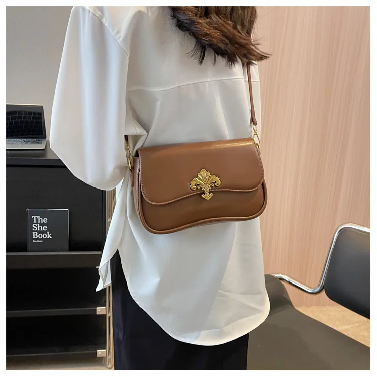 

Luxury Shoulder Bag Fashion Underarm Bag 2025 New Tote Crossbody Bag for Women Fashion Handbag and Purse