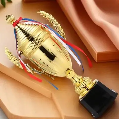 ゴールデン トロフィー カップ プラスチック製賞トロフィー 競技賞 大人向け パーティーゲーム インセンティブ 教室 スポーツイベント用