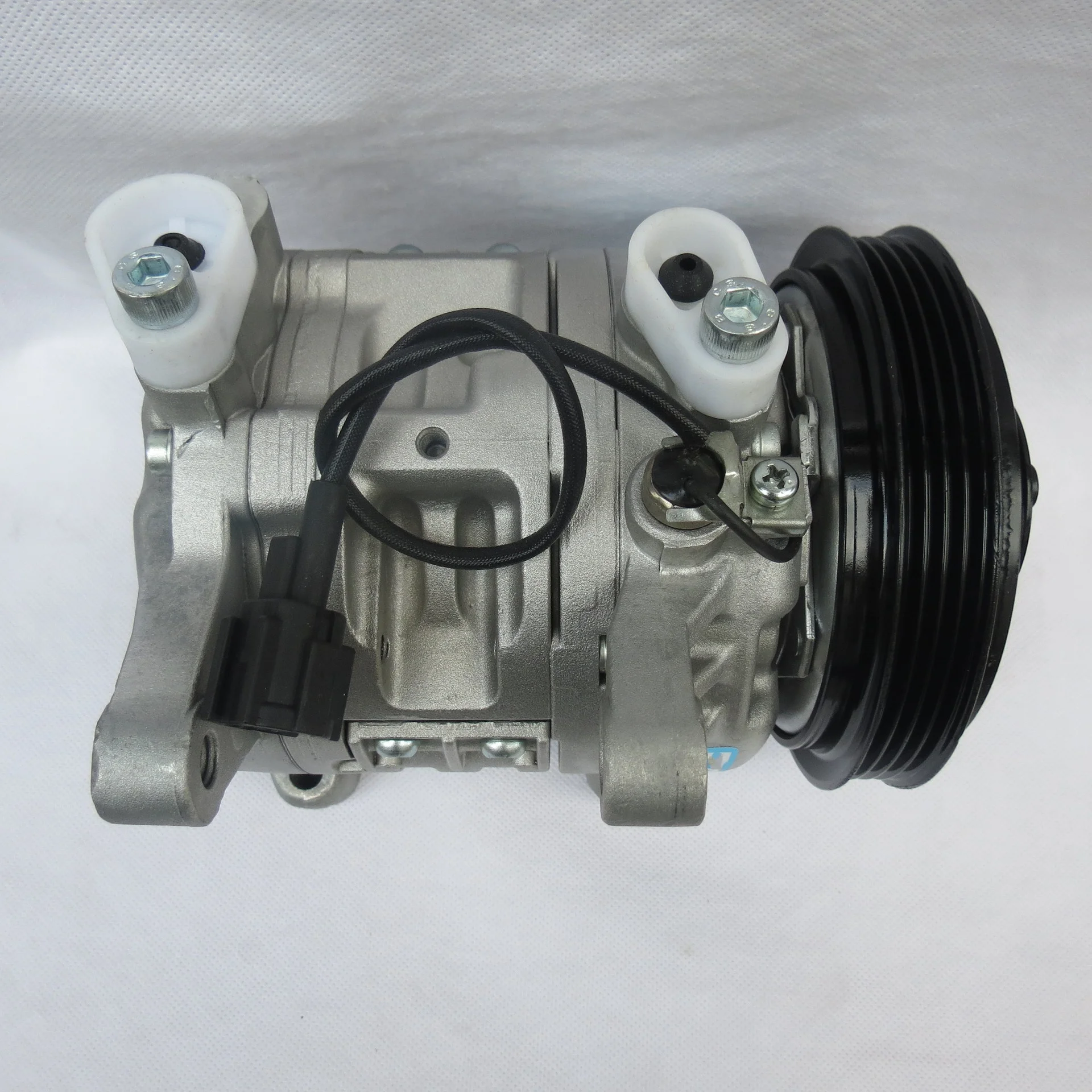 Suitable for Nissan R33 Hybrid Compressor Assembly Refrigerant Compressor air Conditioning Pump 9260015U01 5062211102 9260024U16
