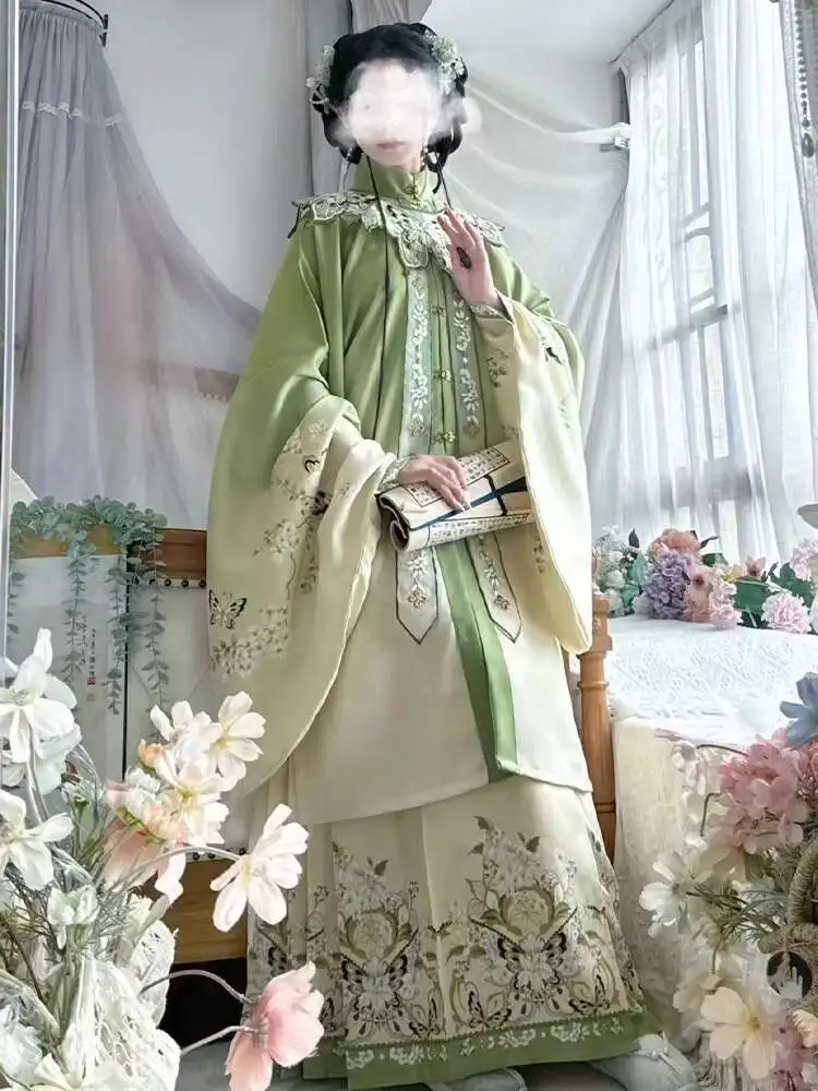 Hanfu 여성 명나라 스탠드 칼라 Jupiler 구름 어깨 말 얼굴 스커트 정장 Cos 코스프레 중국어 번체 드레스