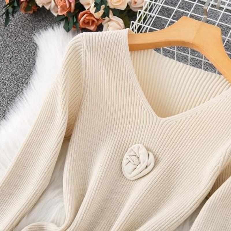 YuooMuoo Brand Fashion 3D Flowers Knitted A-line Long Dress Autumn Winter V-neck Long Sleeve Women Dress Korean Party Vestidos