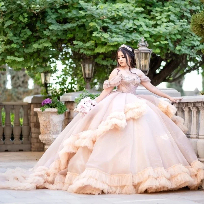 

Light Champagne Sweetheart Bling Sequin Sweet 16 Quinceanera Dresses Applique Beads Corset Dress Vestidos De 15 Anos Masquerade