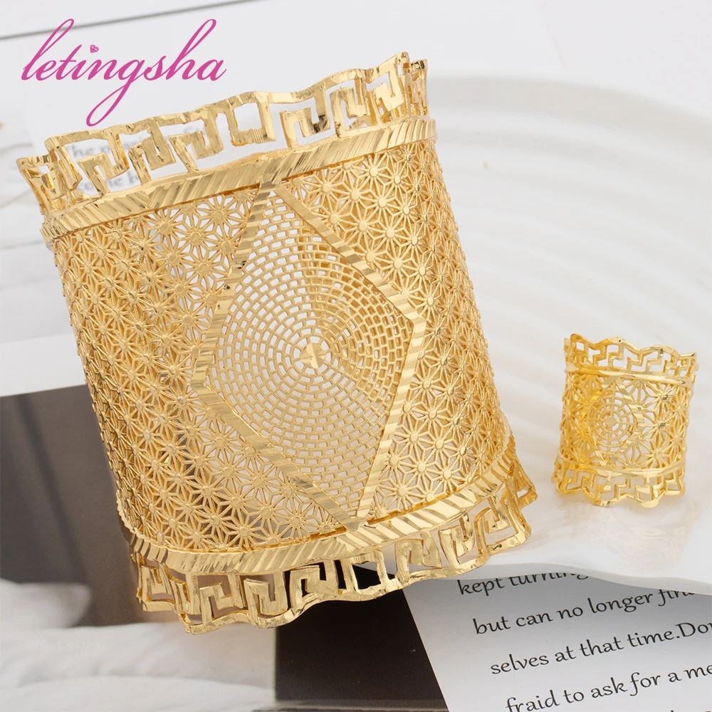 Hohles Modisches Goldfarbenes Manschettenarmband, Ring, Kupferlegierung, Vergoldeter Schmuckset, Armreif für Damen, Täglicher Gebrauch, Party, Hochzeitsgeschenke – Detail 5