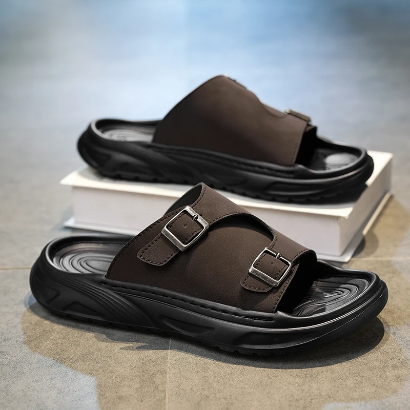 

Men's fashion slippers summer new soft-sole anti-slip outdoor beach shoes breathable lightweight students Joker casual slippers