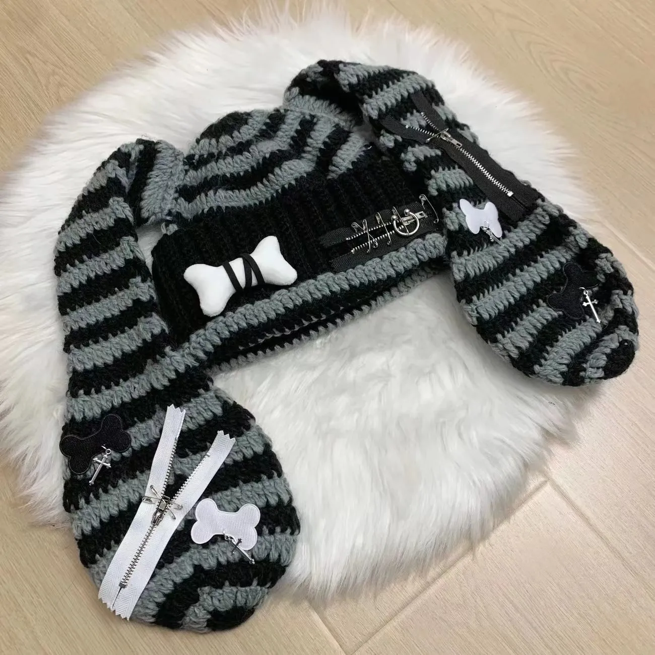 Ruibbit Girl Punk Cross Headdress Scarf Stripe Plush Hooded Christmas Scarf Hat Winter Warm Windproof Earflap Cap Scarf Woman