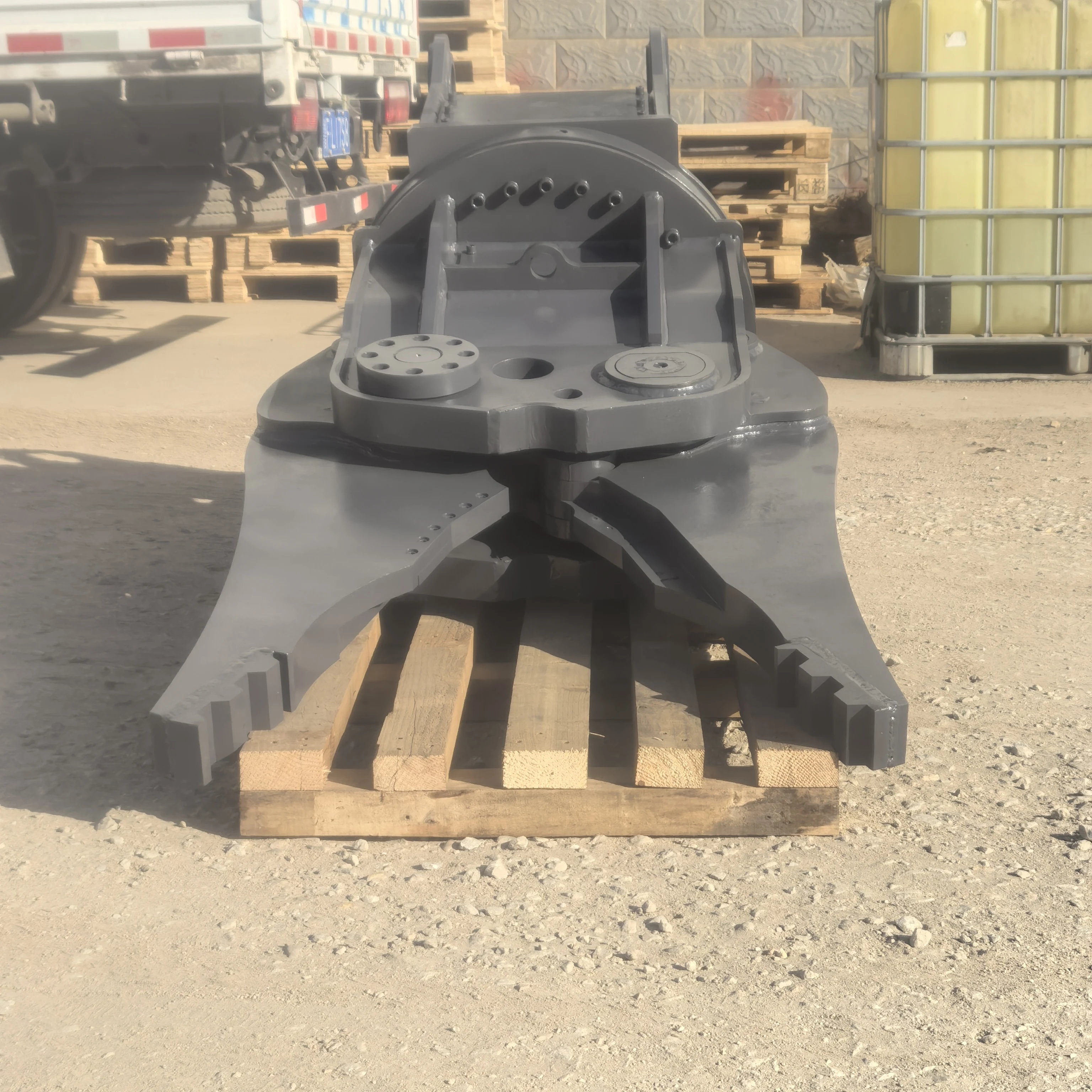 RIBETTER High Performance Efficient Hydraulic Cutter Scrap Metal Shears Attachment for 6-35t Excavator with 1 Year Warranty