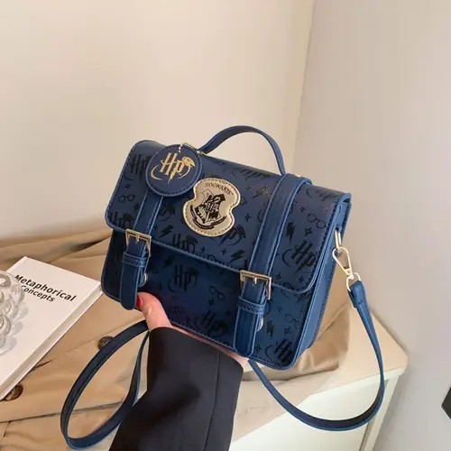 Imagen 1 del producto Bolso de mano de Harry Potter para mujer, bandolera de cuero PU para la universidad Hogwarts, bolso de hombro Cambridge de moda Vintage para niñas