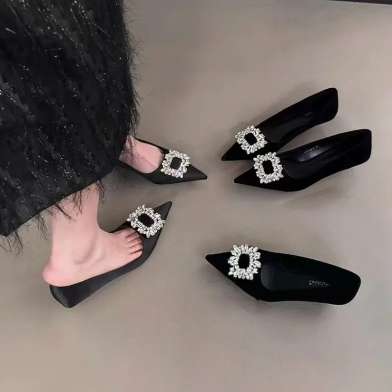 أحذية نسائية سوداء للقطط، كعب عالٍ بإبزيم مربع من حجر الراين للنساء، كعب عالٍ عصري للاستخدام اليومي