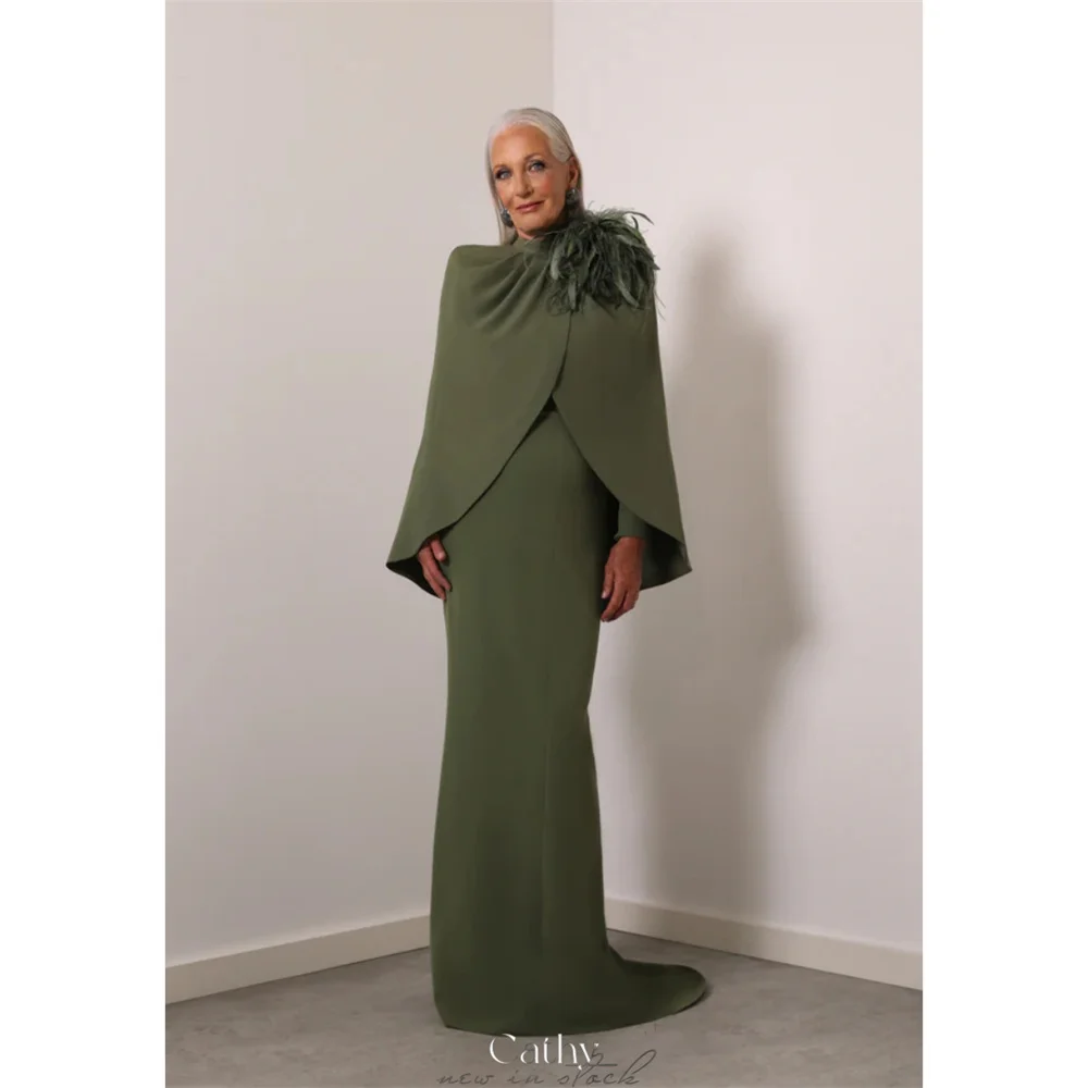 

Cathy Customized Green Feathered Cape Mermaid Mother Of The Bride Dress Long Sleeves Prom Dresses Brush Train vestidos de noiva