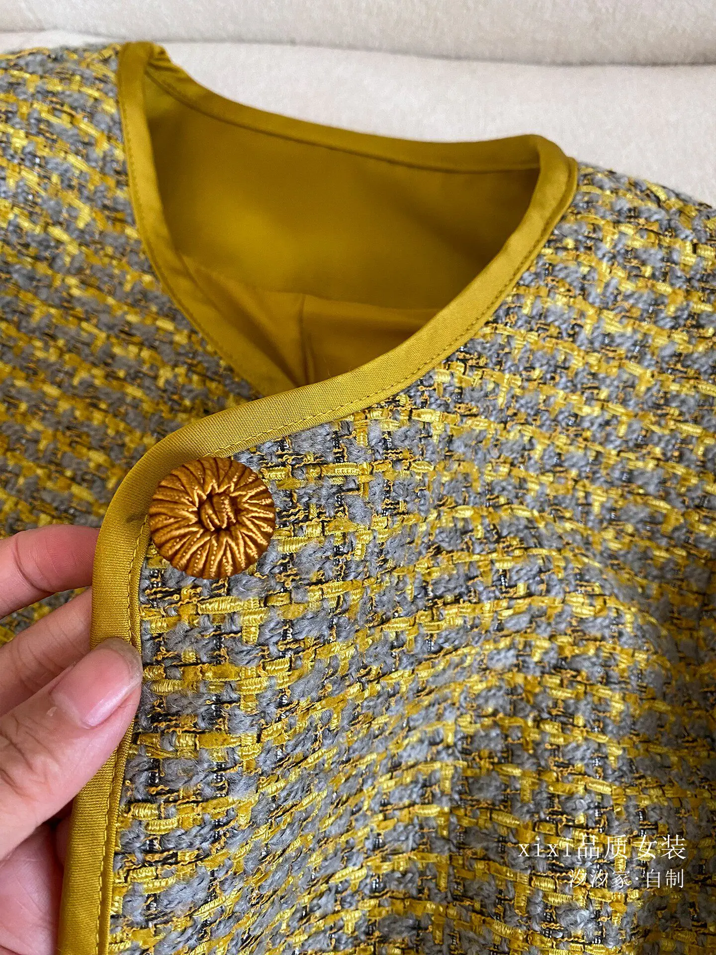 New Yellow tweed jacket, high-end retro light luxury short top Coats
