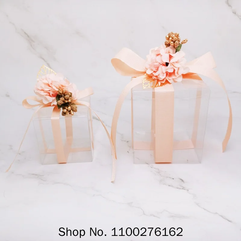 

50Pcs/lot Candy Boxes PVC Transparent Wedding Favors and Gifts Box Square Flower Ribbon Romantic Packaging Box Party Gift Bag